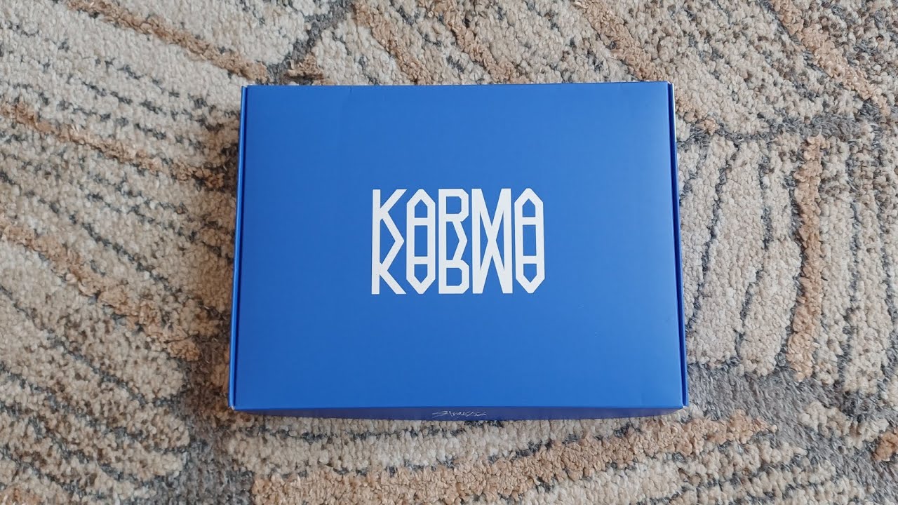 Unboxing Stray kids Karma - Ceremony version