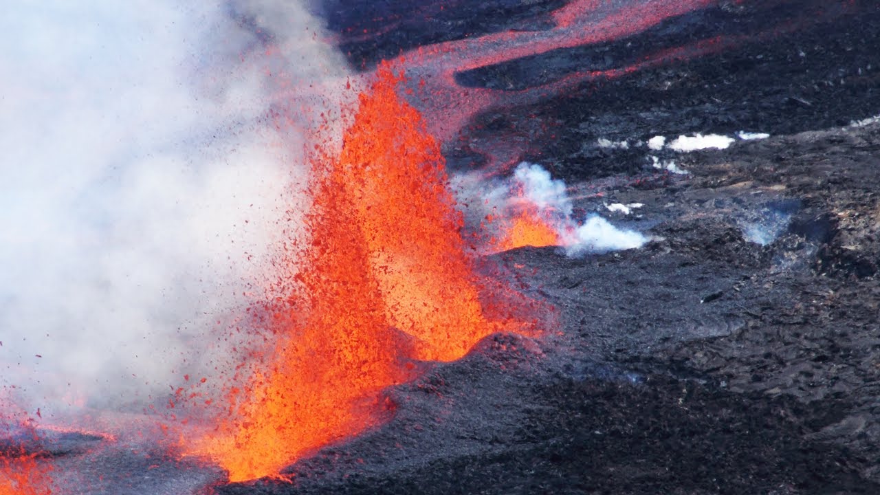 Piton de la Fournaise Volcano Update; Seismic Crisis, Likely Eruption in the Mid Term Future