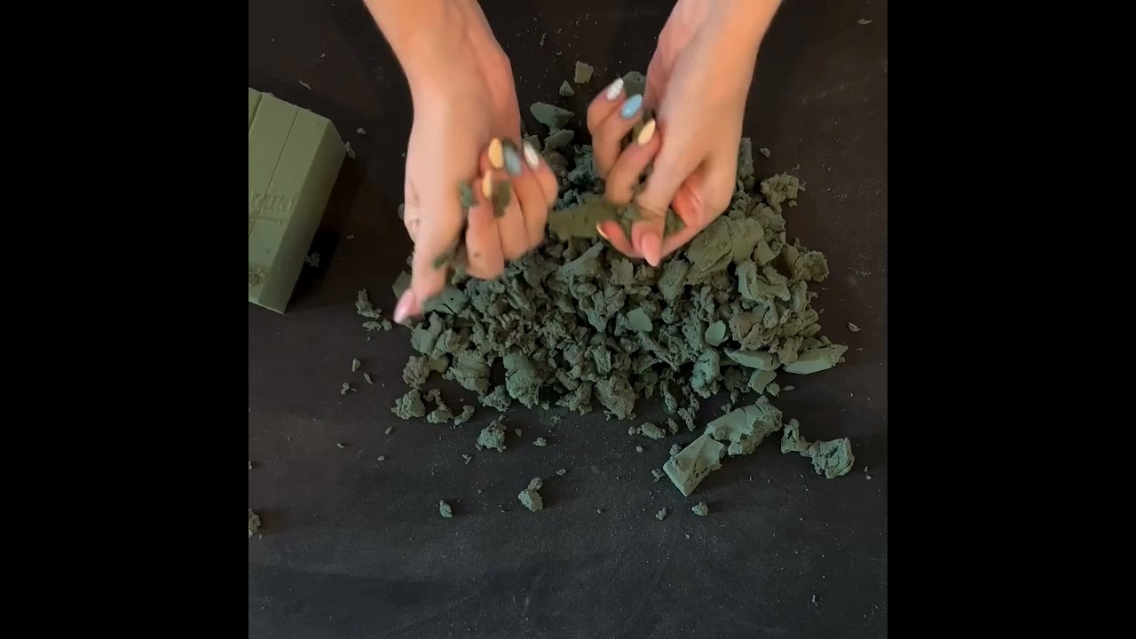 full block floral foam crunch 🤤#asmr #satisfying #asmrfloralfoam