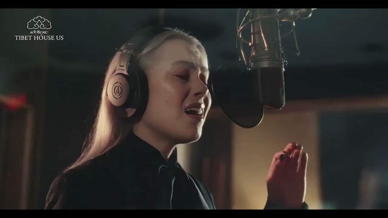 Phoebe Bridgers, Philip Glass, Jackson Browne, & Scorchio Quartet play an orchestral “Kyoto”