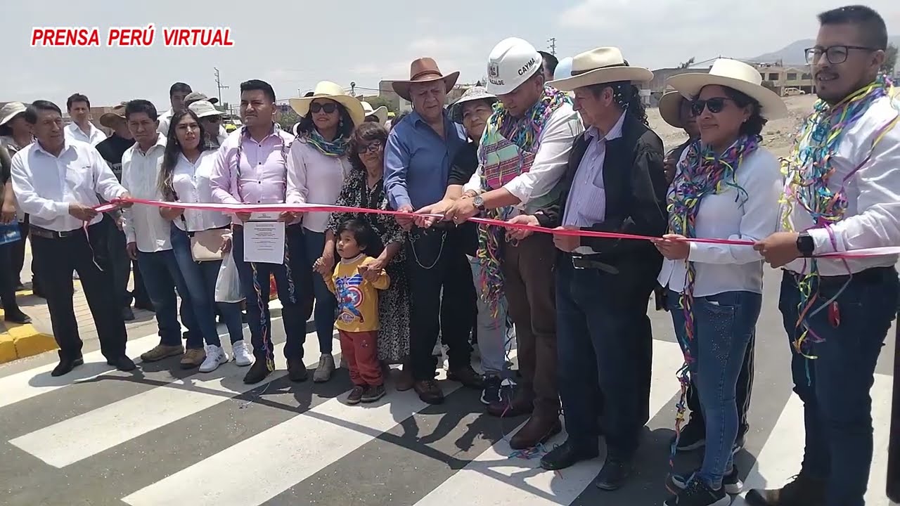 CAYMA: ALCALDE JUAN CARLOS LINARES - INAUGURA MODERNA VÍA QUE BENEFICIA A MÁS DE 10 MIL POBLADORES.