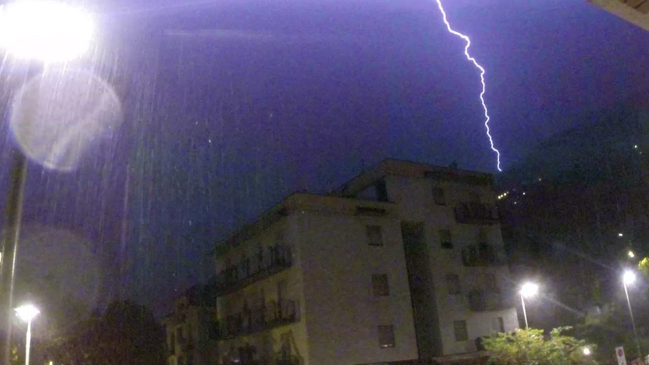 Temporale e fulmini  il 1 luglio ad Aosta