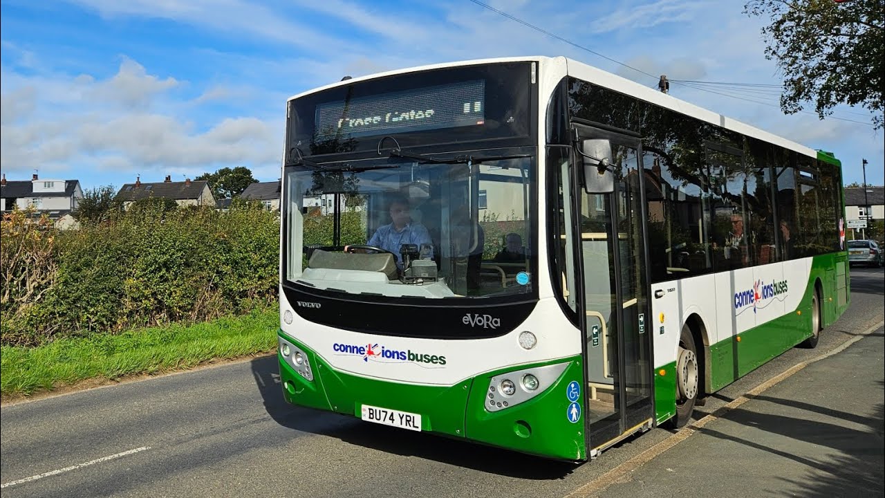 ConnexionsBuses BU74 YRL On The 11