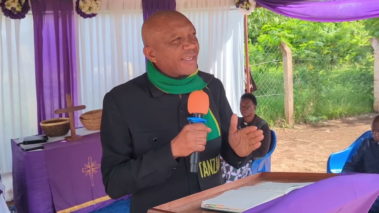 MKITI WA MTAA WA DOME MANISPAA YA SHINYANGA AKIZUNGUMZA NA WANAWAKE WA CCT KANDA YA NDEMBEZI