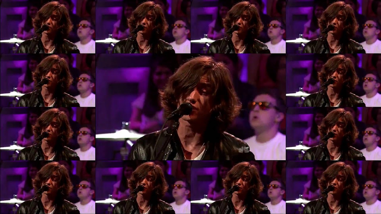 Arctic Monkeys - Crying Lightning On Tonight Show Starring Jimmy Fallon