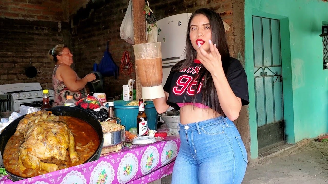 Haciendo la cena navideña donde la familia del chico de los tribales 🍗😍🎉✨️♥️