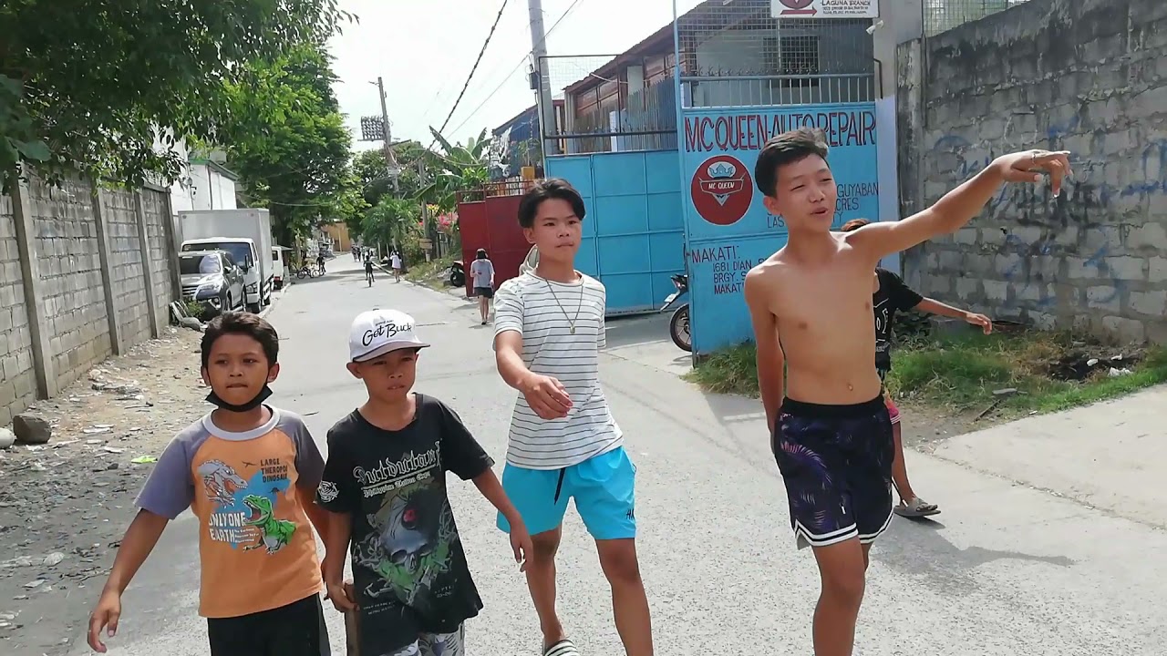 ANG PAGTUTOUS AY NA TAPOS DIN.. NILA YAGIT AT  BATANG HAMOG