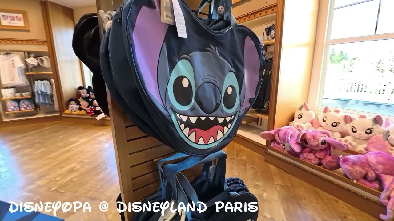 BAY BOUTIQUE - SHOP WALK THROUGH - Disneyland Paris - DisneyOpa