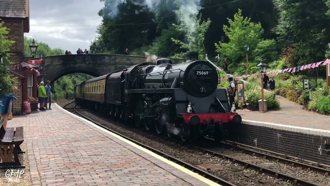 1940s Weekend at Arley station