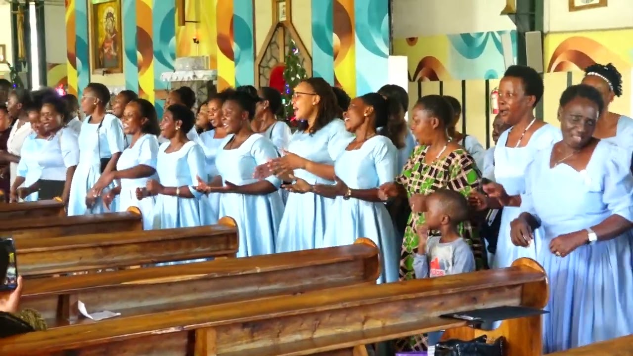 SHANGWE  LA SIKU YA  SOMO KWA KWAYA YA MARIA MAMA WA MUNGU MUSOMA MJINI 
