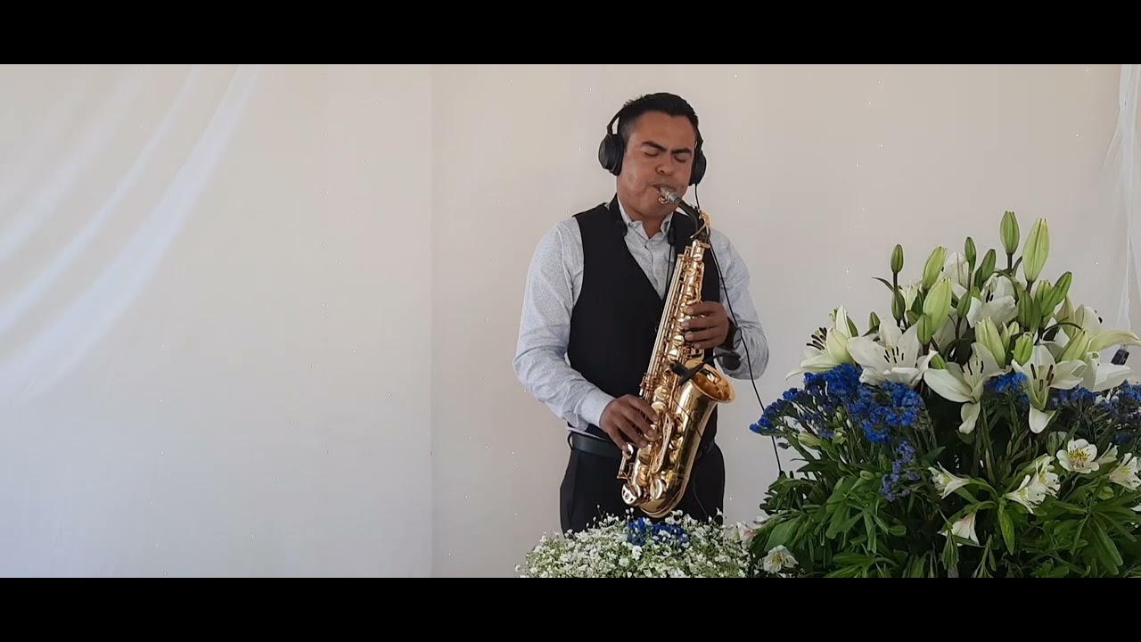 en el monte calvario saxofon