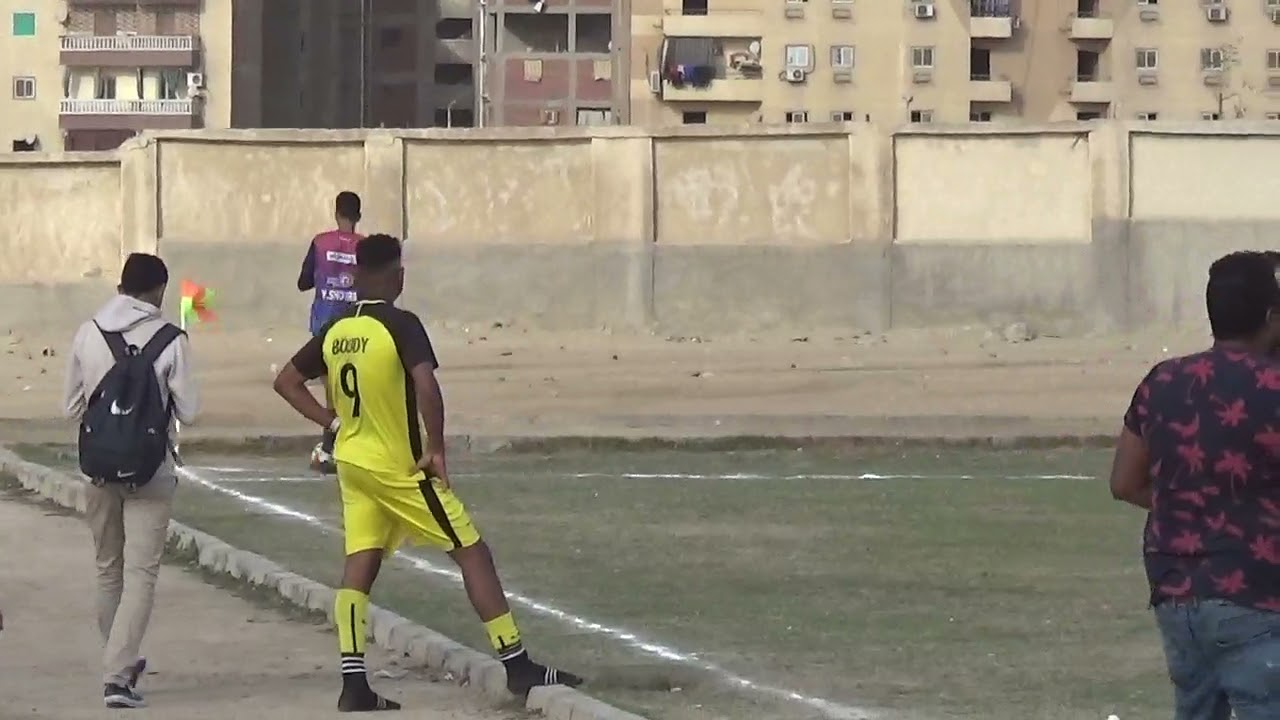 الشوط الثانى من مباراة الشبان العالمية & أكاديمية بيبو من دورى منطقة القاهرة 2005