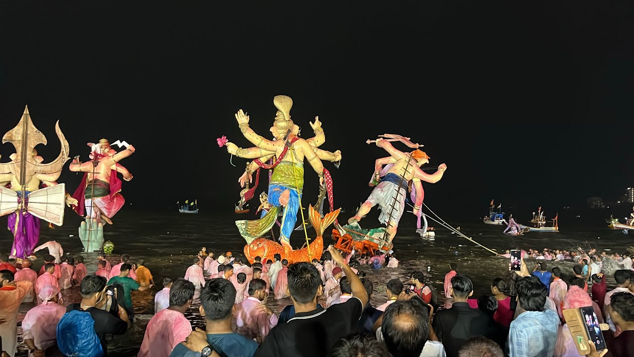 Girgaon Chowpatty Virsjan 2025 || Mumbai Ganpati Virsjan | live Virsjan ganpati || Lalbaug Cha Raja 