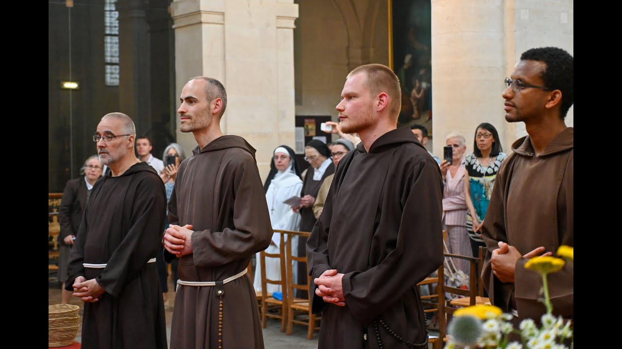 Revivez en images les professions solennelles des Frères Capucins de France !
