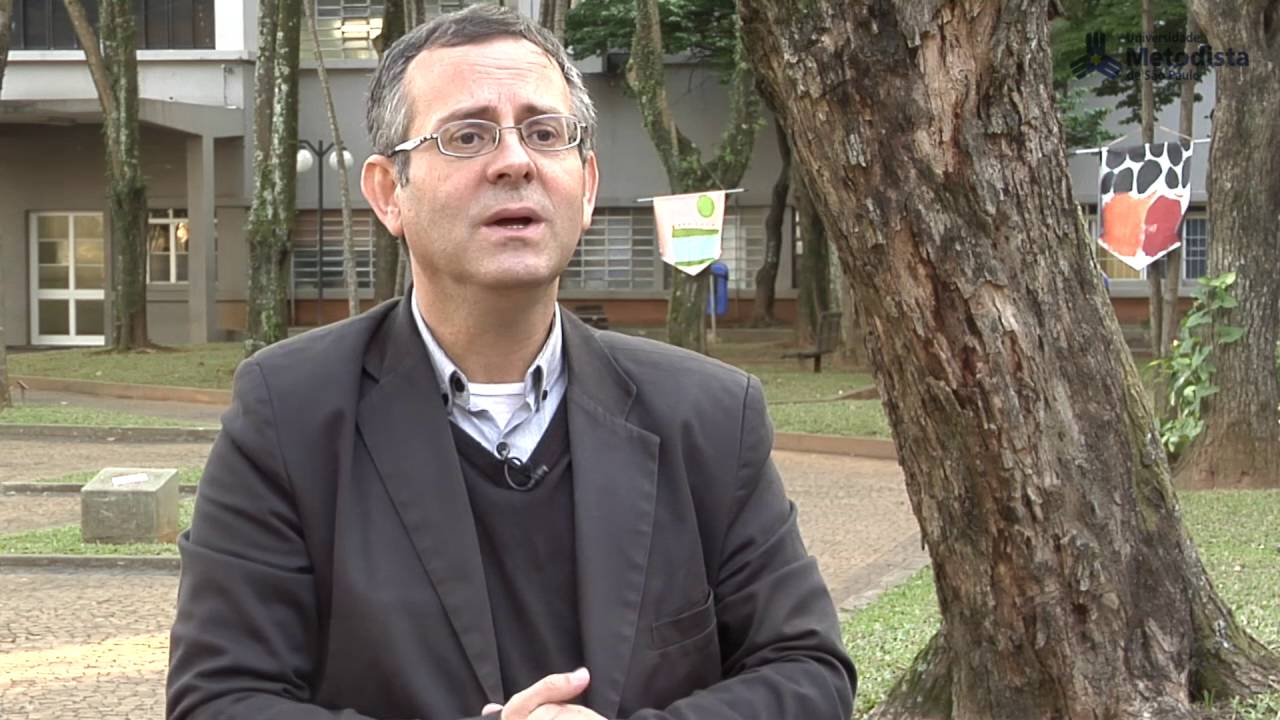 Letras - L&iacute;ngua Estrangeira (Tradutor e Int&eacute;rprete)