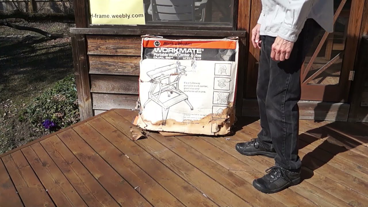 Unboxing a new 1982 Black & Decker Workmate 79-001