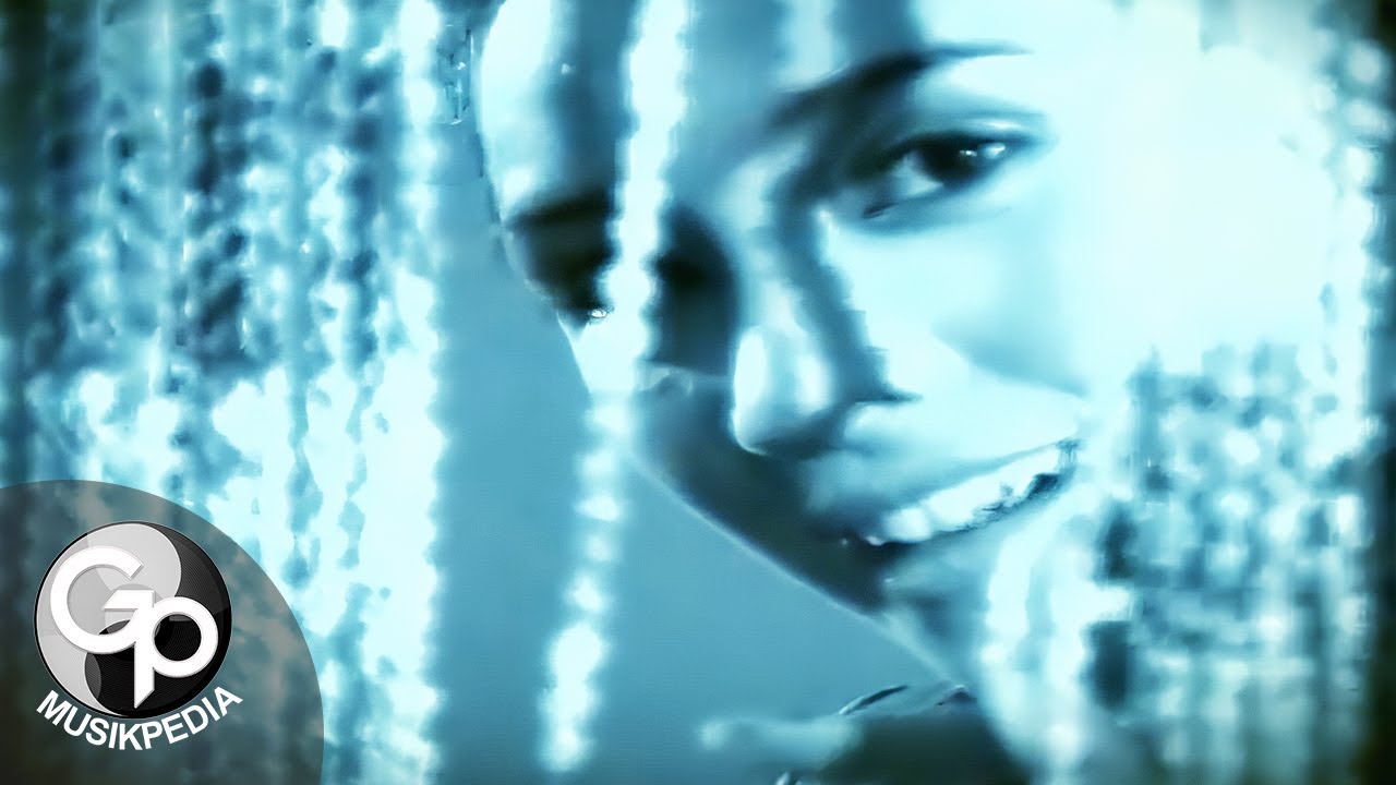 Siti - Bertaruh Rindu (Official Music Video)