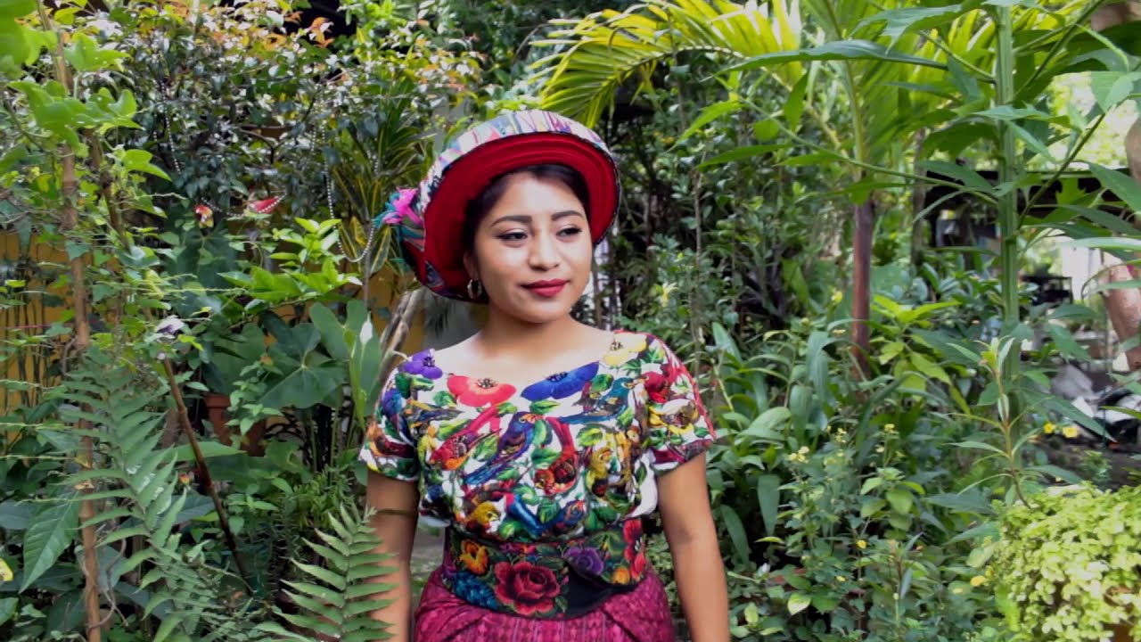 SANTIAGO ATITLAN- VIDEOCLIP, CAMPESINO ENAMORADO