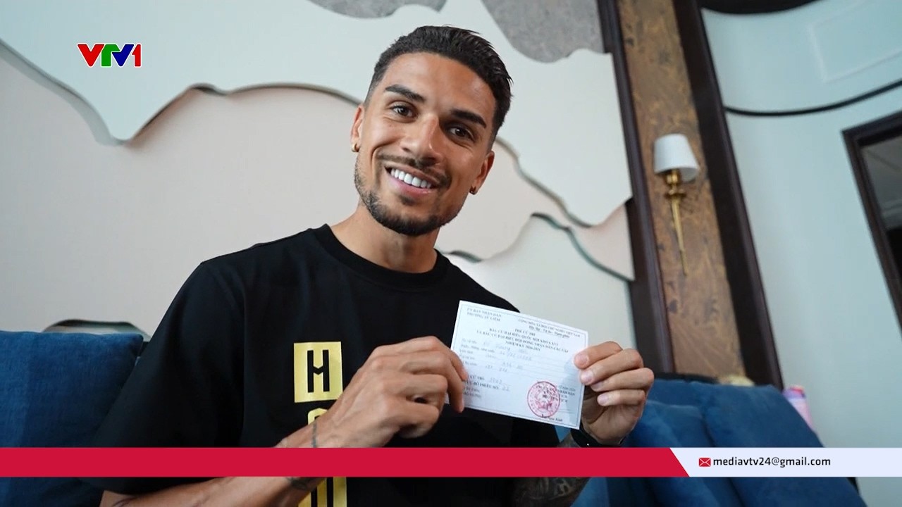 Lần đầu tiên tham gia bầu cử của các cầu thủ nhập tịch | VTV24