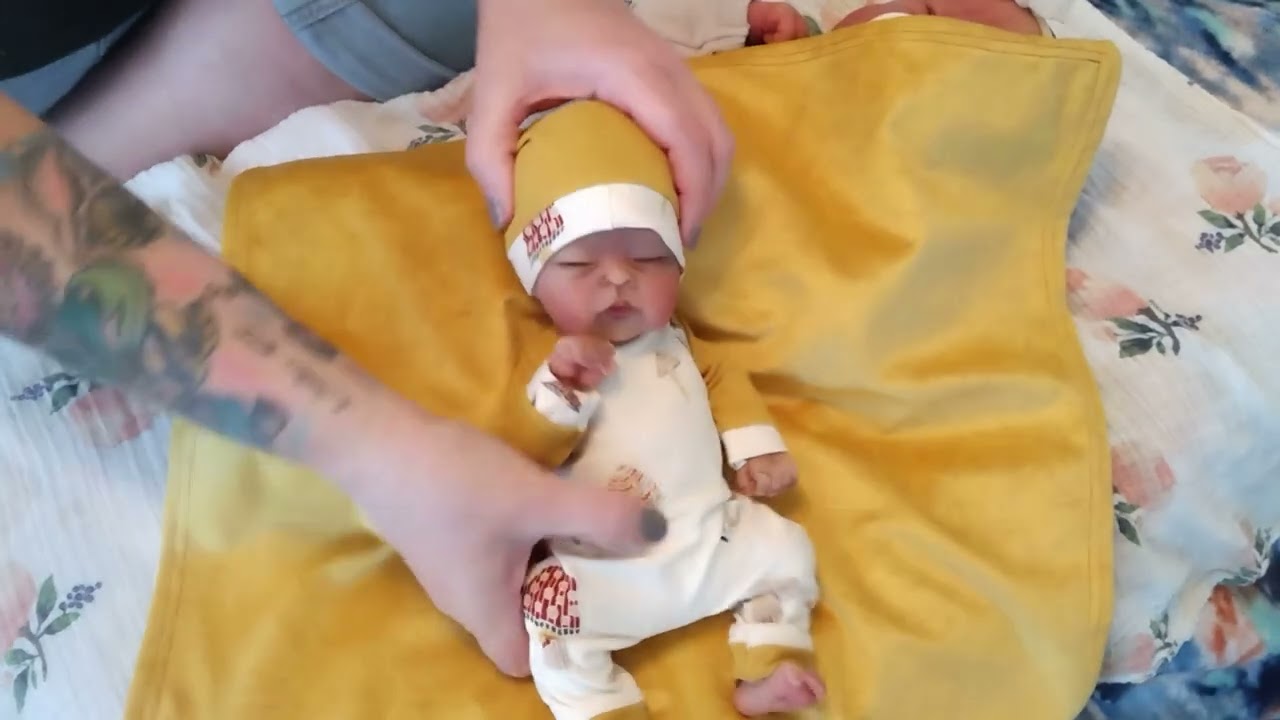 Changing my fbs full body silicone baby Skylar by kimbry dolls