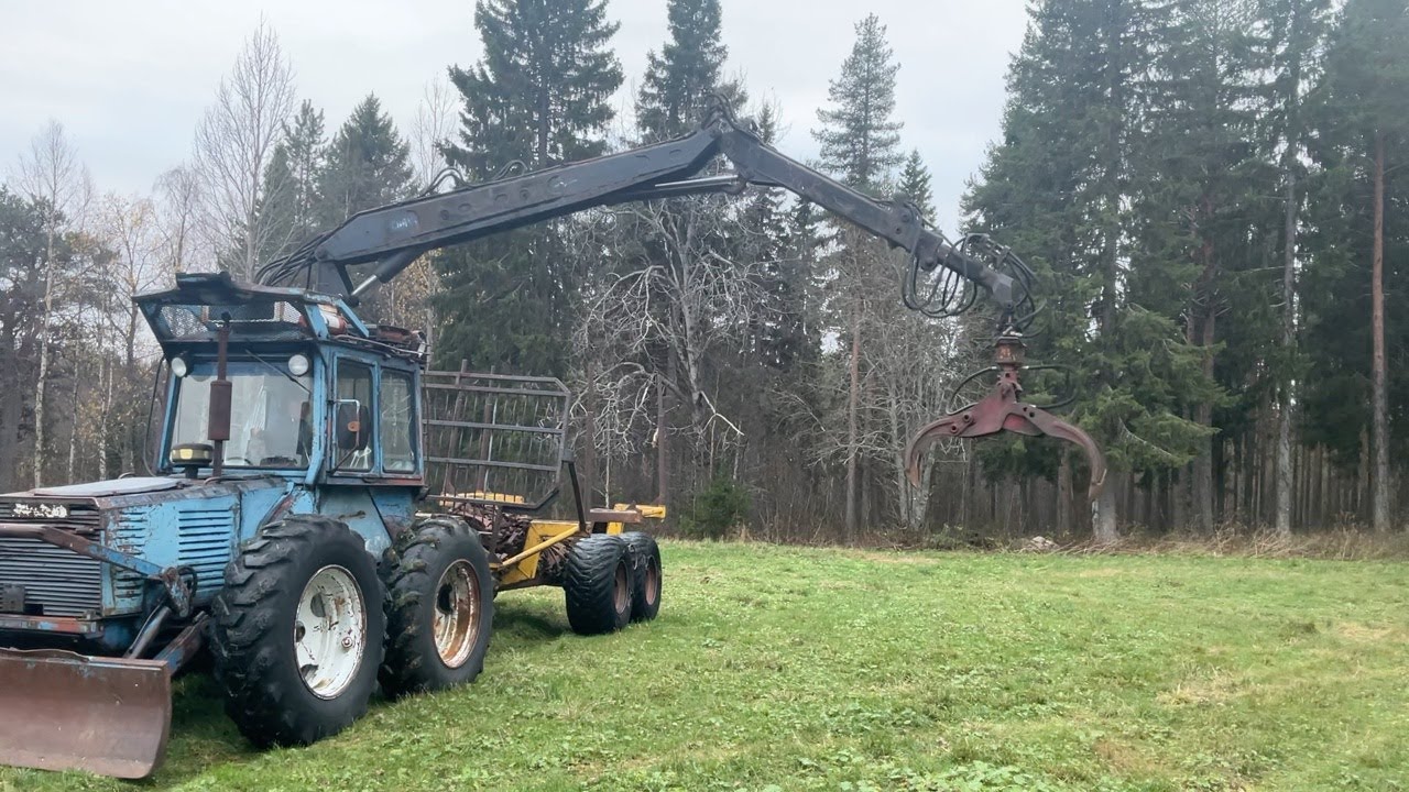K&ouml;p Skotare Ford 5000 / Teg p&aring; Klaravik