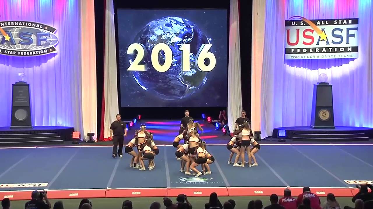 Cheer Legendz - Pumaz [2016 Senior Small All Girl Prelims]
