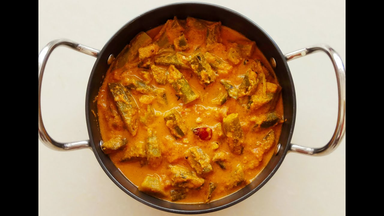 Lady Finger curry Mangalorean | bhindi curry | bende koddel | ladies finger | okra | bendekai rasa