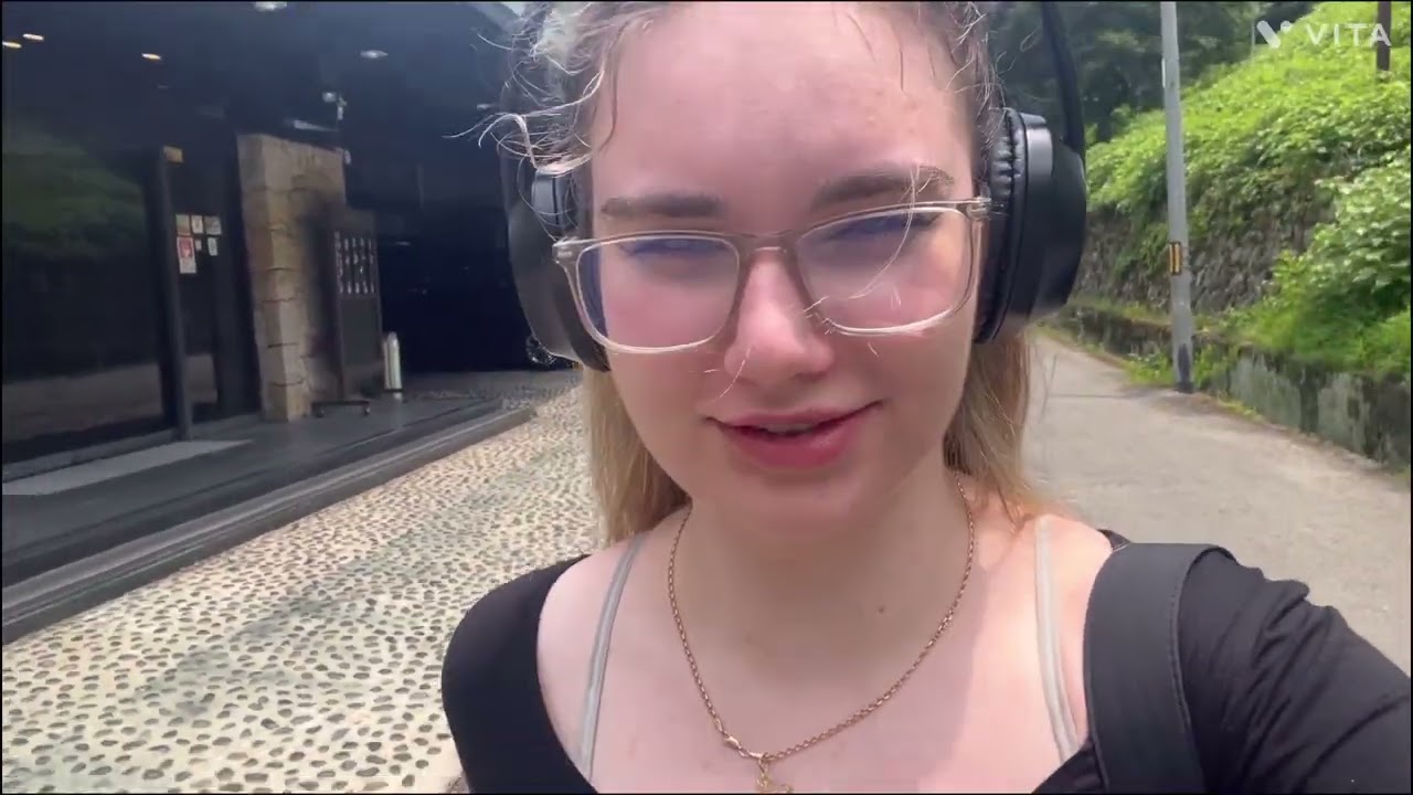 Храмы, дождь, еда 💆🏼‍♀️🍔💧