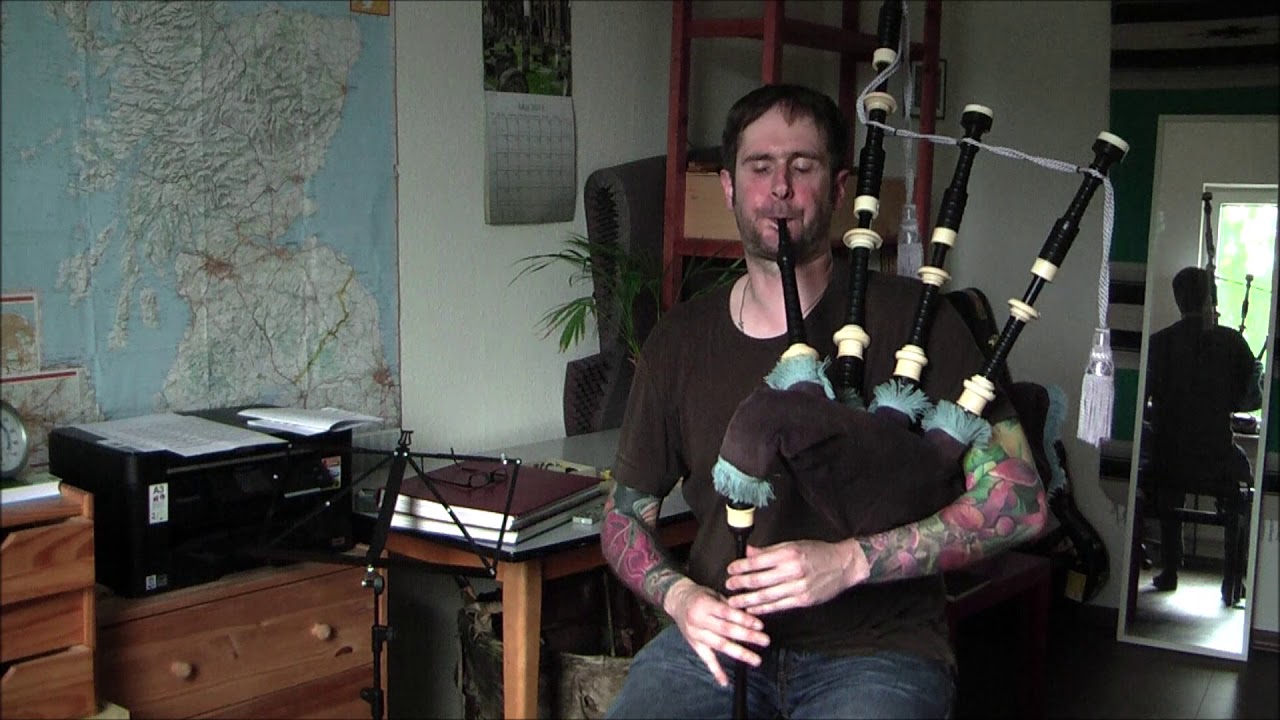 The Taking of Beaumont Hamel - 2/4 March - Bagpipe - Ceol Beag