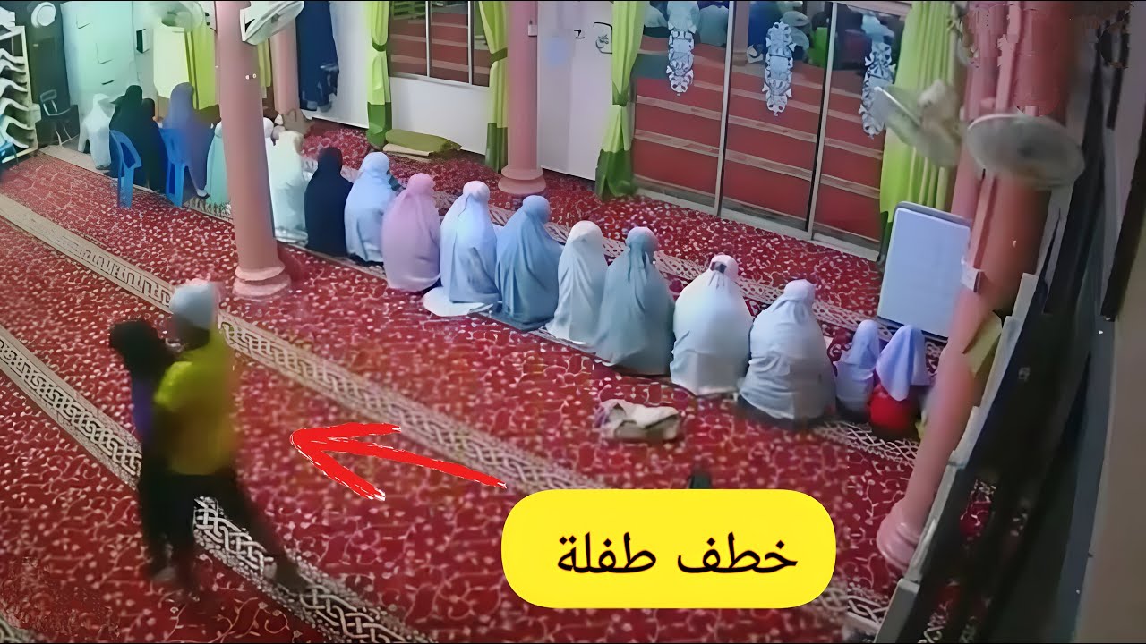 أغرب ما وقع في المساجد وصورته الكاميرات!! أشياء صادمة تجعل العقل يحير