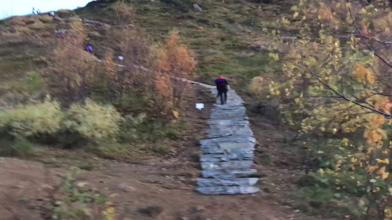 Sherpatrappa opp fjellheisen Tromsø - Hiking
