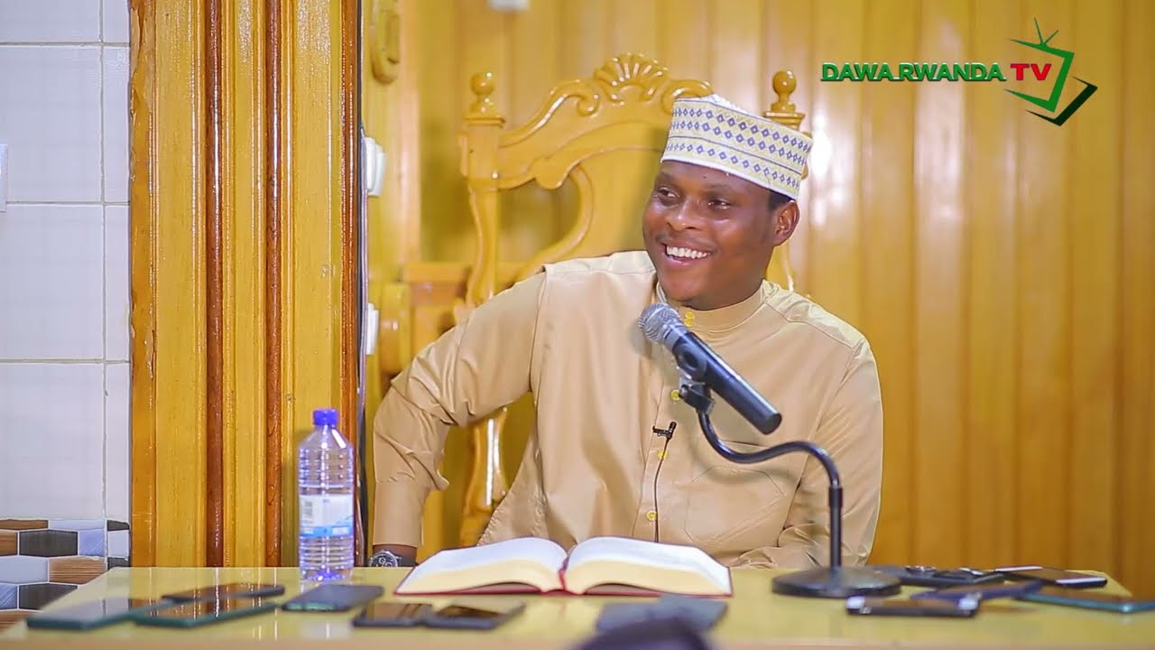 Iyo umuntu agiye kuyoba umubonera mumvugo ze ndetse n'ibikorwa bye. Muislam irinde cyane. Sh Faraji