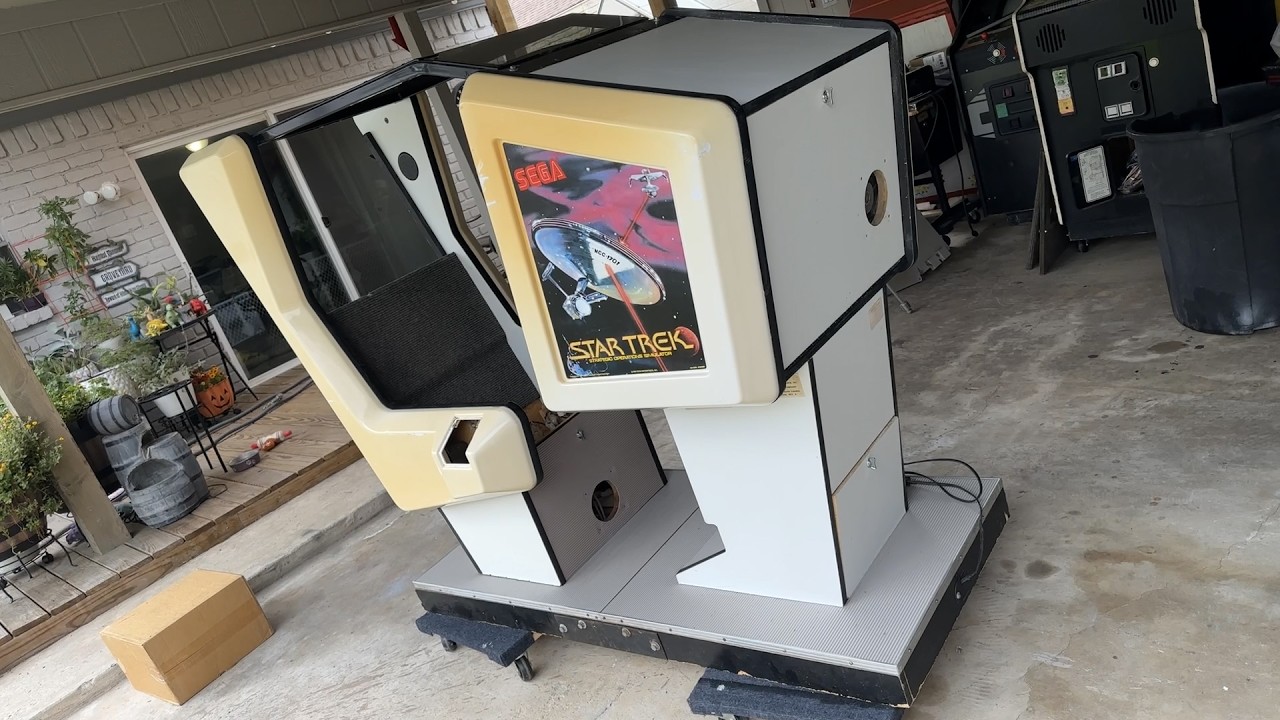 Часть 1: аркадная игра SEGA Star Trek Cockpit 1982 года, спасенная от катастрофы