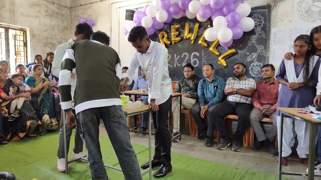 मजेदार गेम .. कप को पेन से एक के ऊपर एक रखना है #farewell #game #viral #tranding #video #cg #raigarh