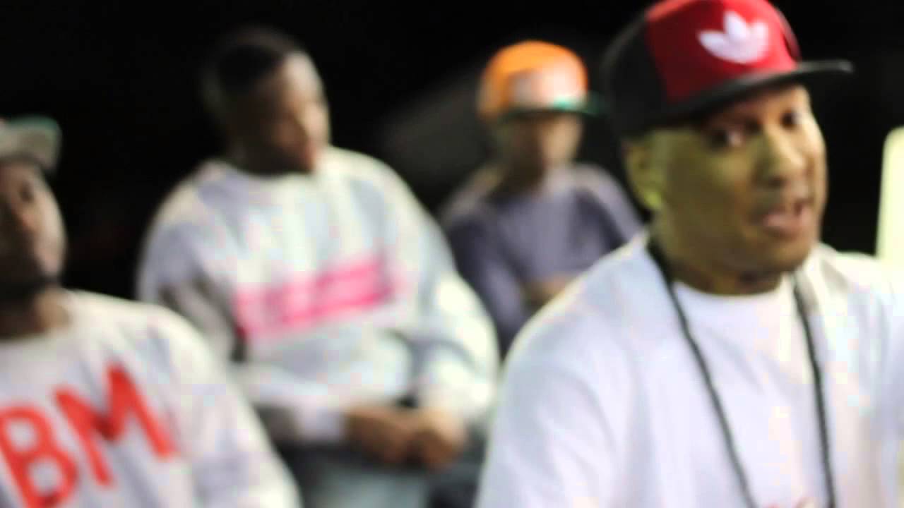 WILD YELLA KNOCKIN DOORS DOWN FREESTYLE - OFFICIAL VIDEO