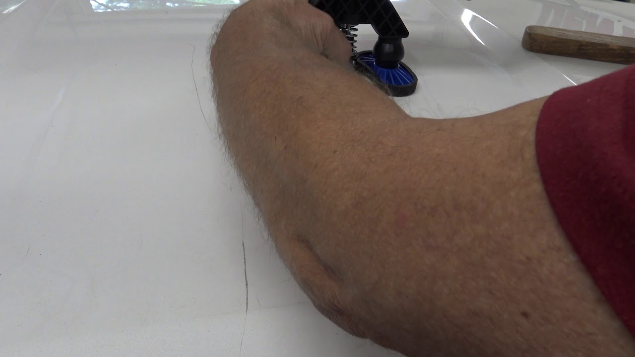 How To Get The Strongest Glue Pulls For Your Paintless Dent Repairs