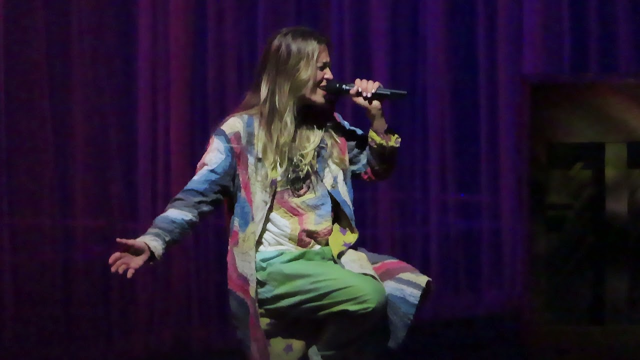 2021 10 01 Lauren Daigle - You Lead Me