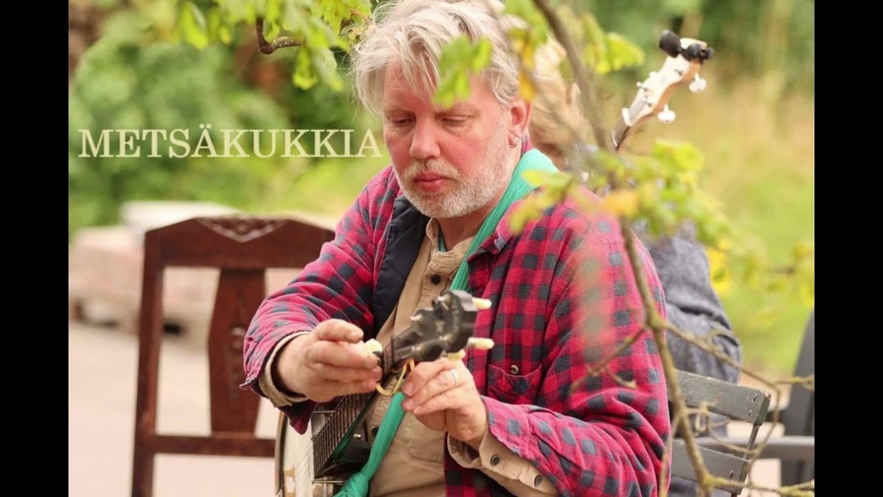 METSÄKUKKIA