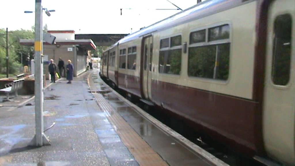 First ScotRail 320304 Hyndland - 13 May 2011
