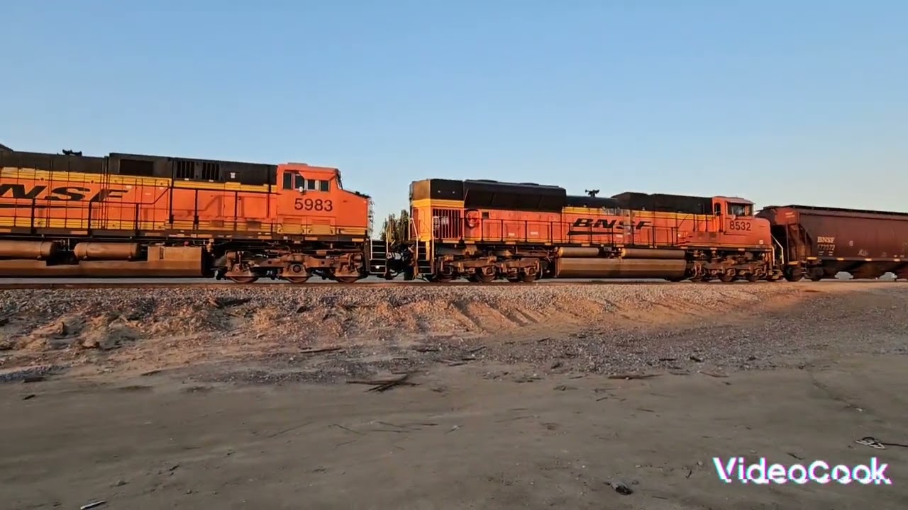 November 3 at Lopez: 2 trains with Killer lashups!