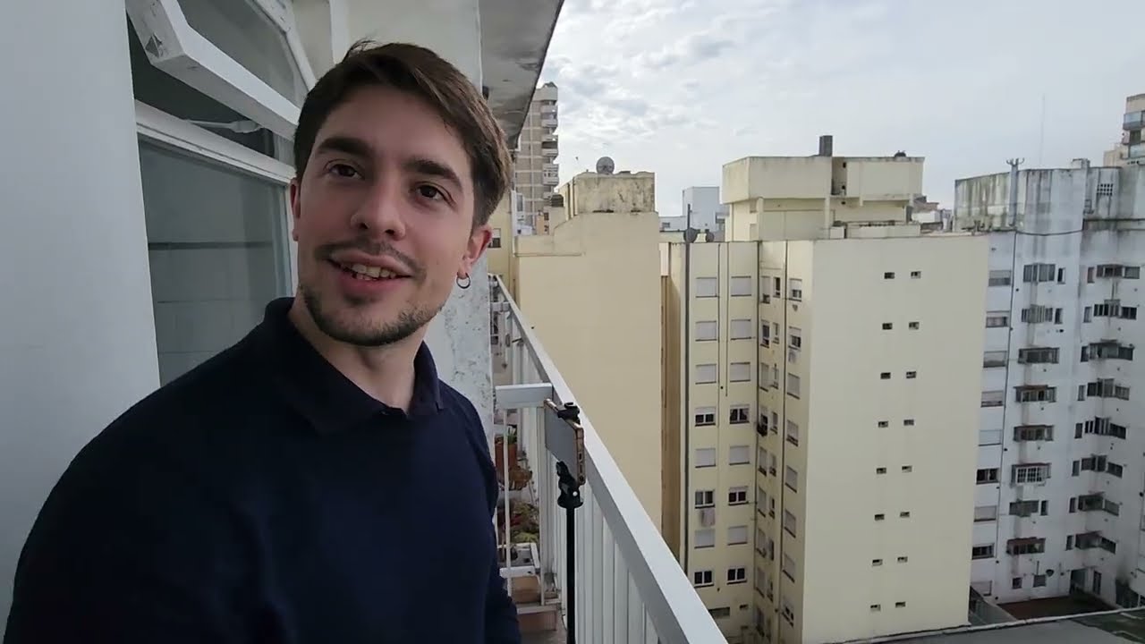 Venta - Departamento un ambiente al contrafrente con balcón saliente - Gascón 1855