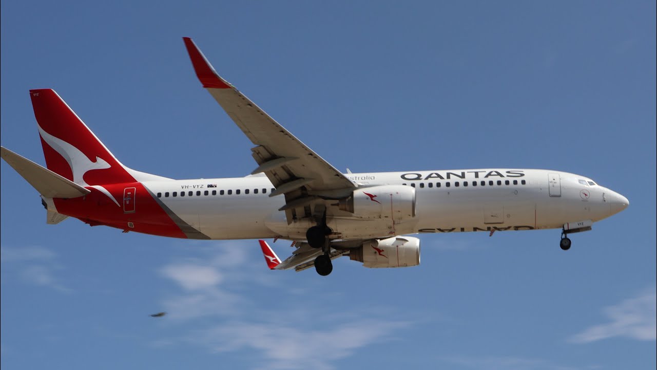 Runway 06 Action at Perth Airport