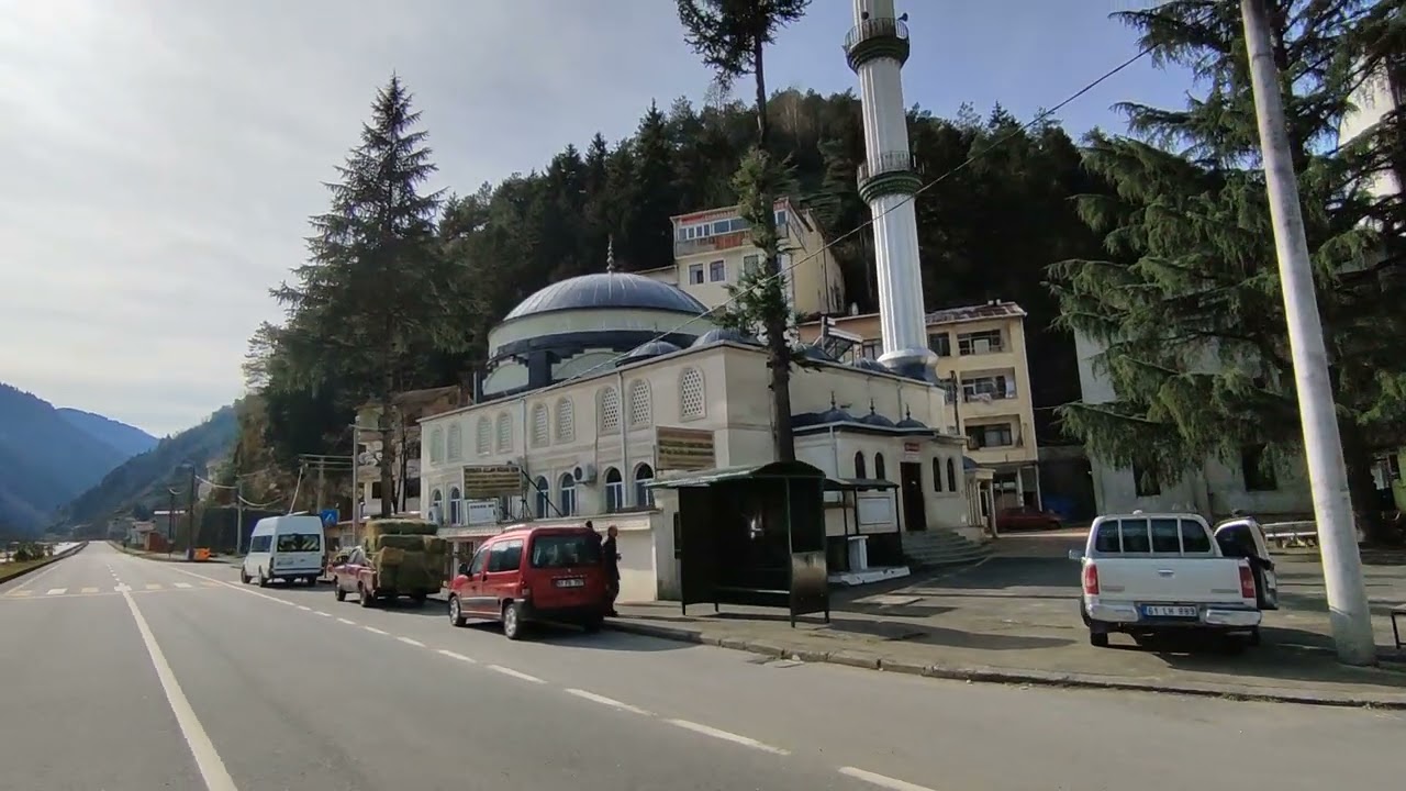 Uşşak Makamı Öğle Ezanı (Karciğar ve Hüseyni Geçkili)/  Cumapazarı Merkez Camii / Of/ Trabzon/Turkey