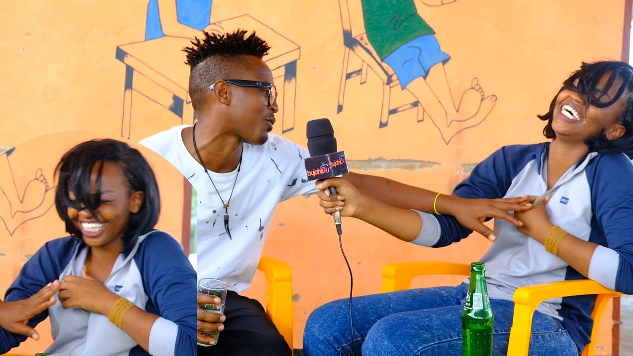 Karabaye / Amufashe Baoden amukoze mu mabere / Ndakunda mukanwa hawe uko hasa