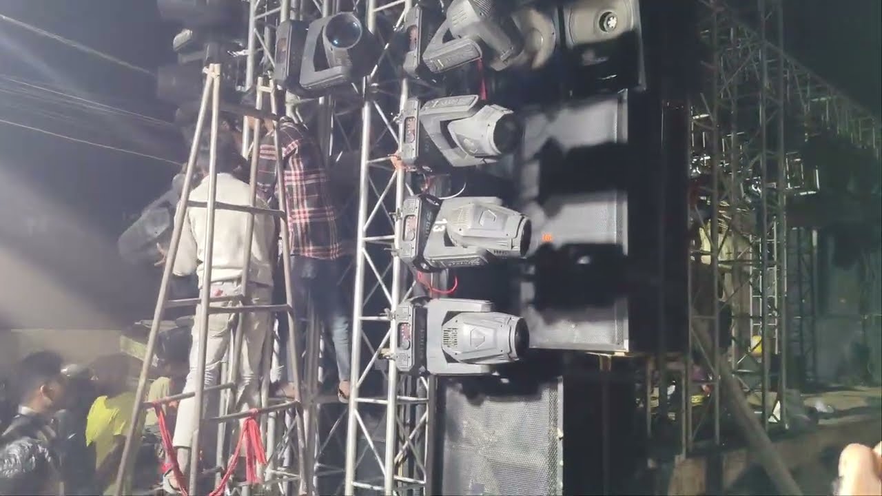 DJ Sahil Raj Hajipur full light sound ke sath kaam ho raha hai Maha shivratri juloos night me nikal 