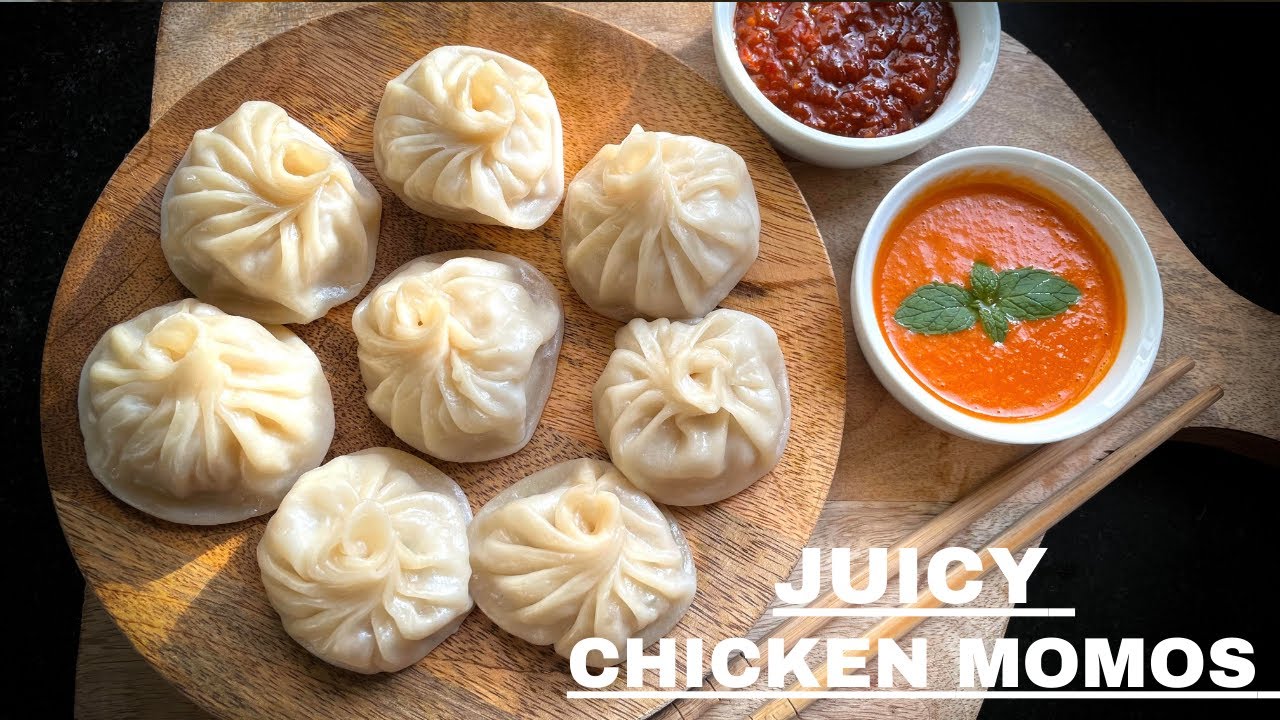 Juicy Chicken Momo with Chutney I Chicken Momo Recipe I चिकन मोमोज | How to make chicken momo