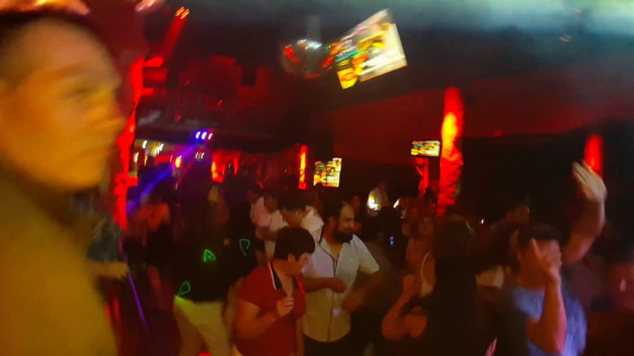 DJ jaz in the mix 🤸 lleno total