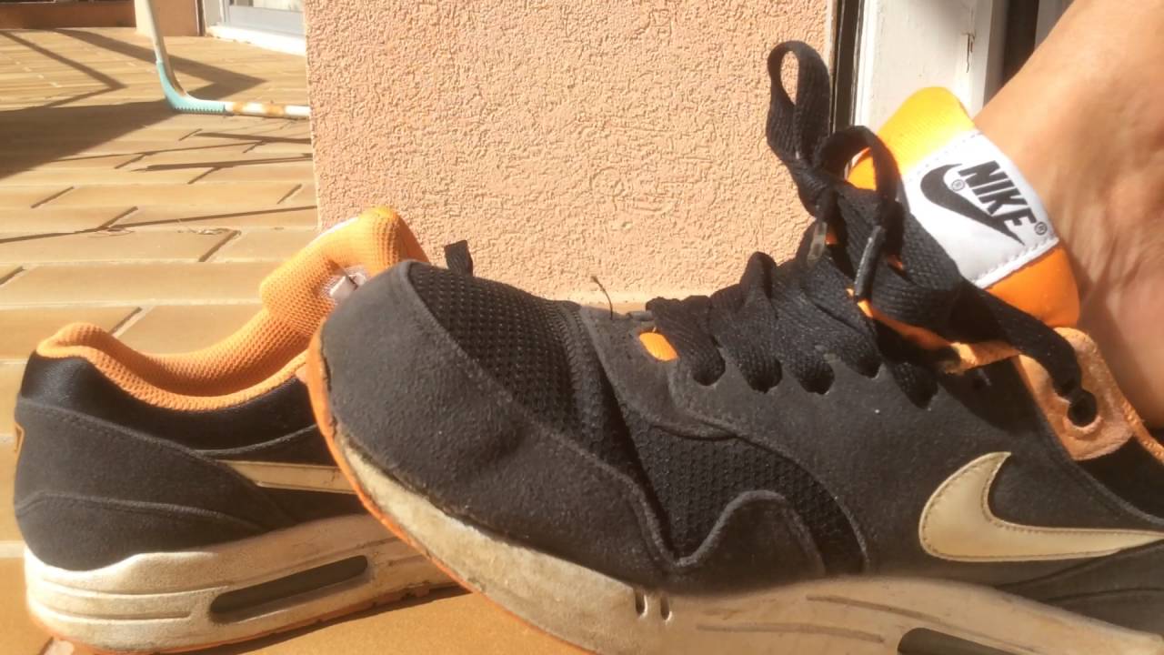 My old Nike air Max 1 Venom pack , on sockless feet