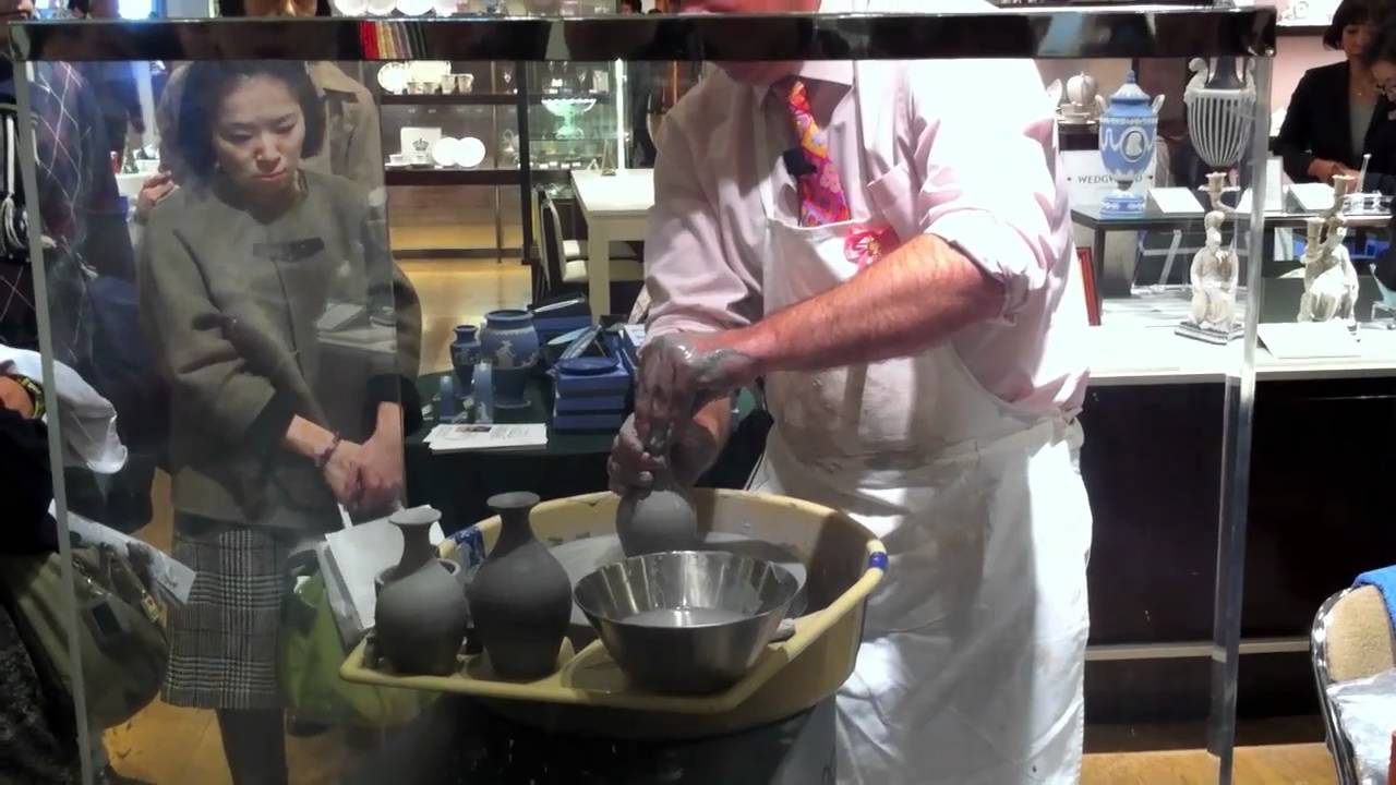 Wedgwood Jasperware making demo #1