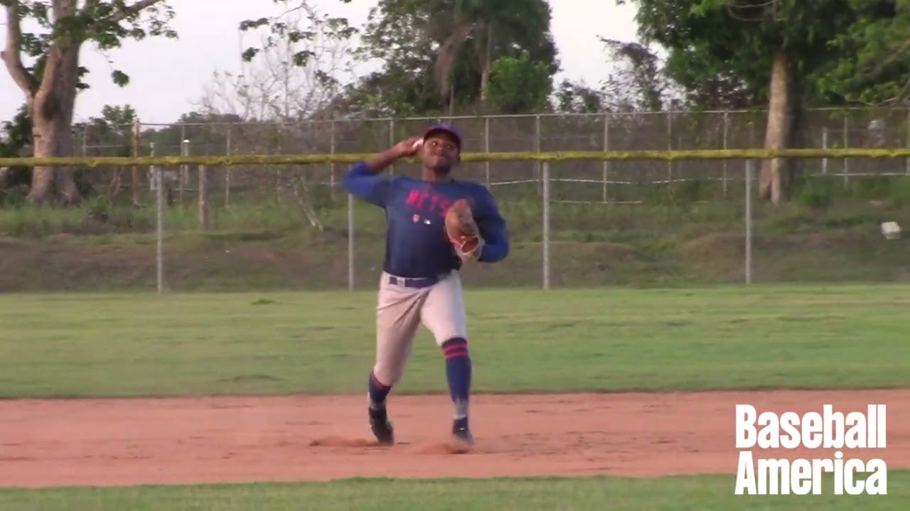 Elian Peña, 2025 Shortstop, Dominican Republic